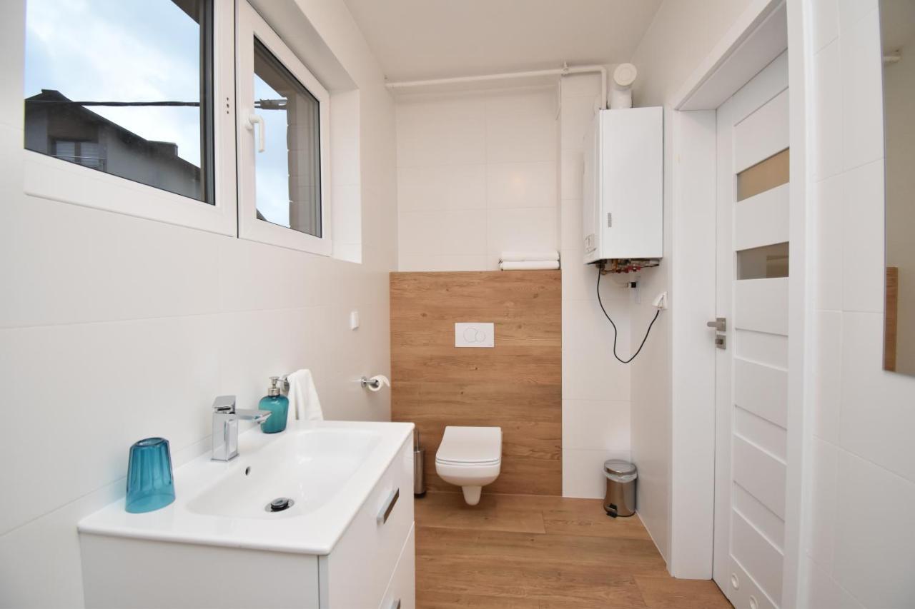 שצ'צ'ירק Apartamenty Pod Skalitem מראה חיצוני תמונה